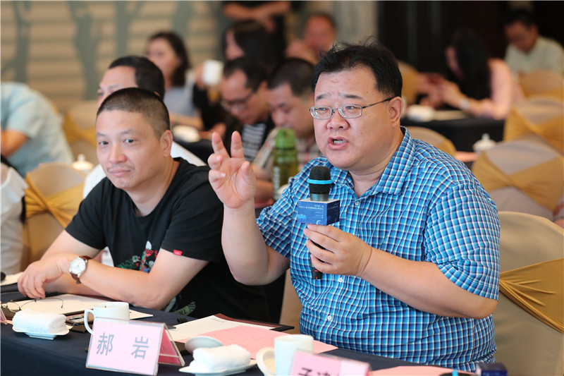 著名編劇郝巖.jpg