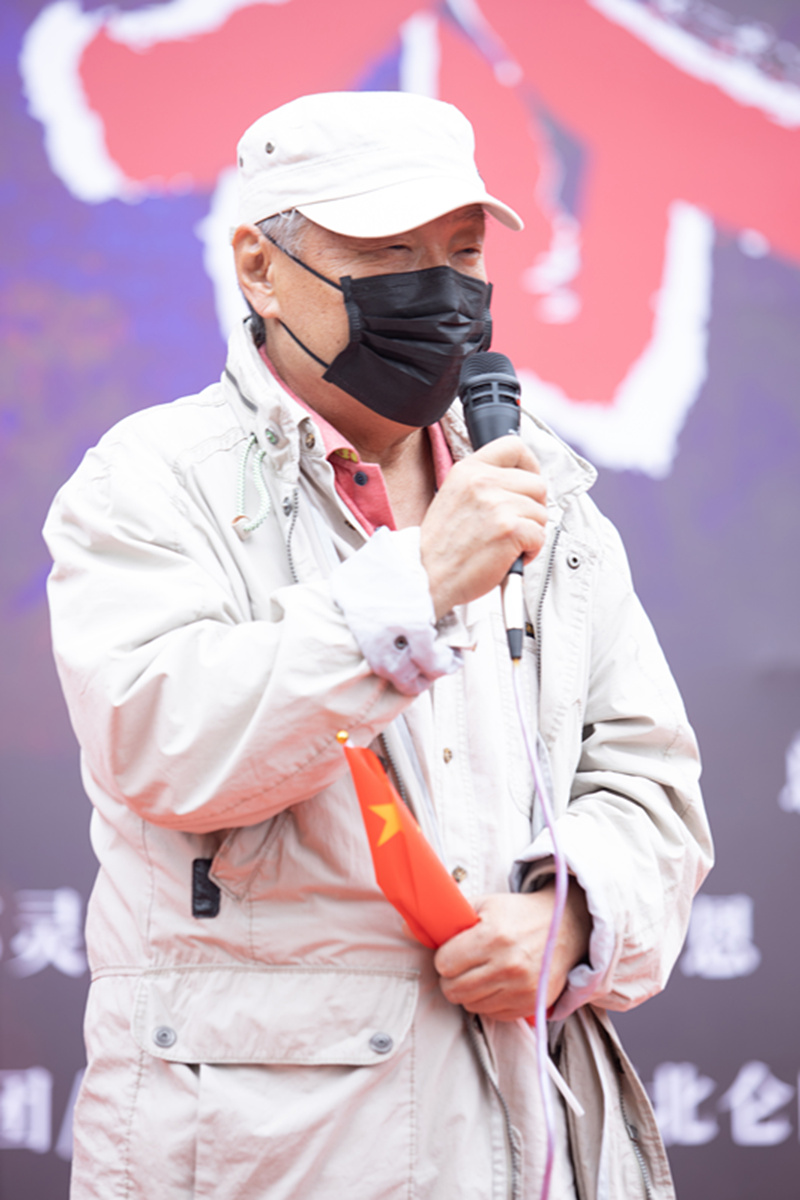 1導(dǎo)演高峰.jpg
