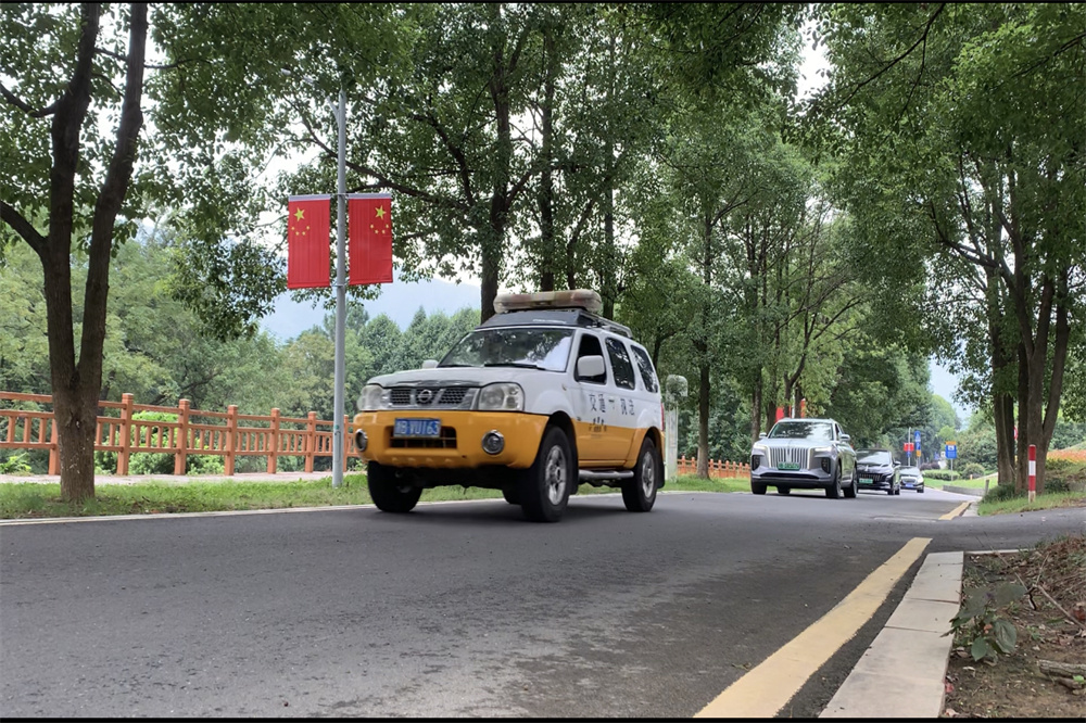 自駕車輛2.jpg