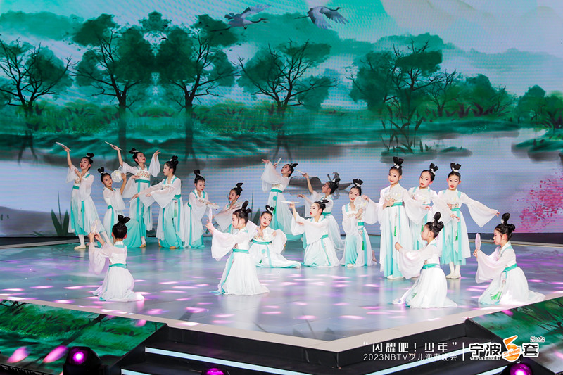 節(jié)目《小豆蔻》.JPG