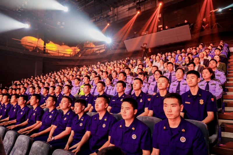2022年度最美寧波人頒獎典禮現(xiàn)場觀眾.jpg