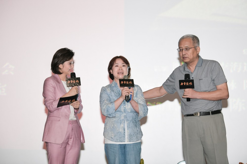 6.張人亞的侄孫張建文、侄孫女張建清與觀眾互動(dòng).jpg