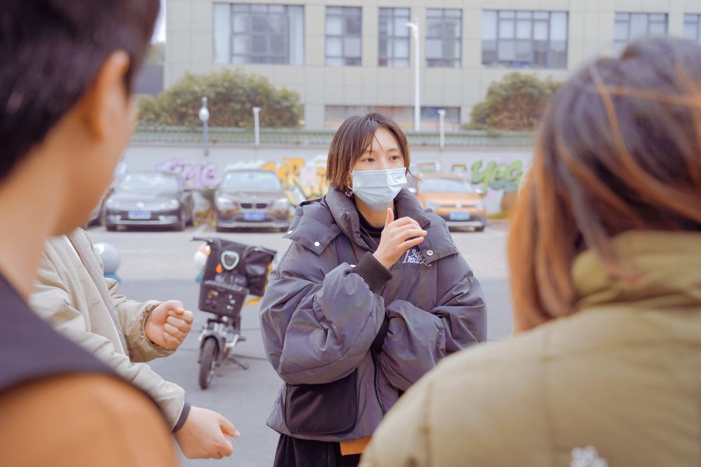 春晚先導(dǎo)片《寧波的微笑》拍攝現(xiàn)場.jpg