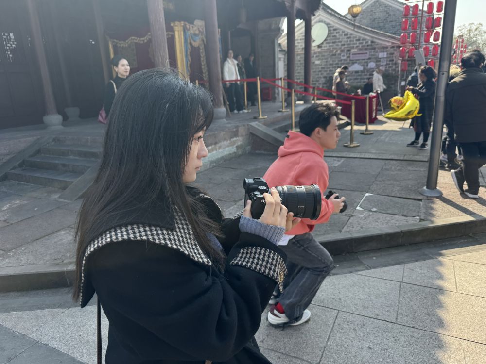 記者拍攝要放.jpg