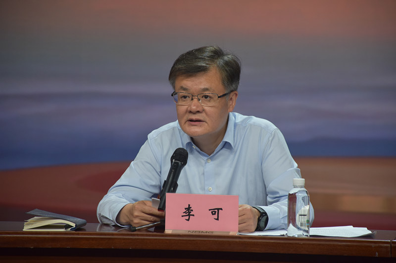 李總上黨課1.JPG